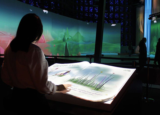 虛擬翻書、電?翻書、空中翻書、感應翻書、互動翻書在黨建館、博物館、展覽館、歷史館等展館展廳的應用場景